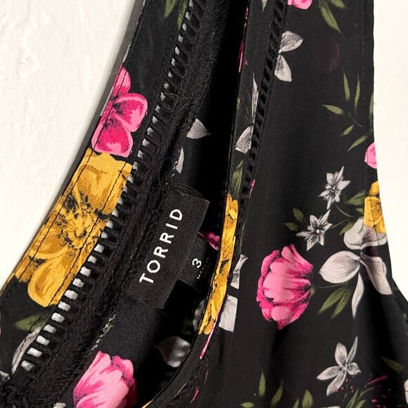 Torrid Black Floral V-Neck Georgette Ladder Trim Chiffon Tank Blouse 3 3X 22/24 - Picture 6 of 7